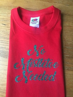 'No mistletoe needed' T-Shirt